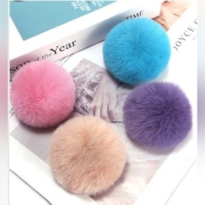 *Beautiful Lush Fur Pom Pom KeyChain/Purse Charm